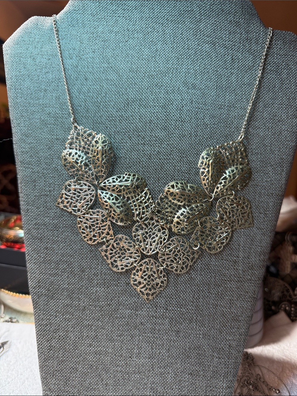 Delicate Filigree Floral Bib Necklace in Silver Tone